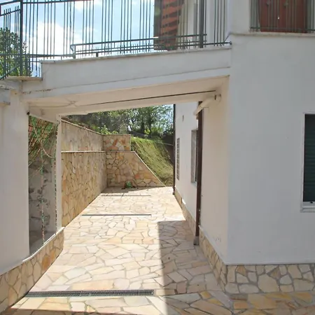 Lägenhet Casa Di Michele E Chiara *